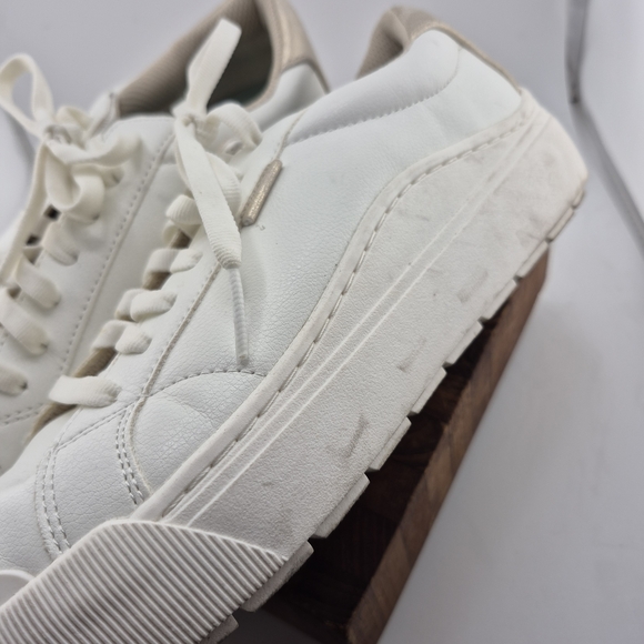 Dr. Scholl's White and Gold Athletic Shoes - Picture 3 of 10